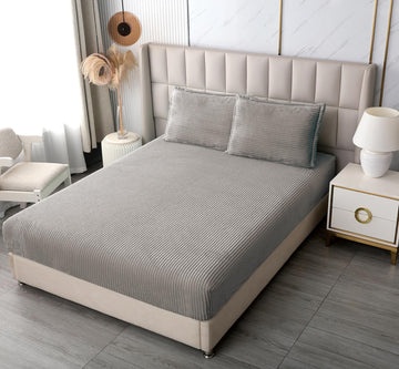 Husă de Pat cu Elastic 180x200x20 cm + 2 Fețe de Pernă 50x70 cm | Material Cocolino | 0075